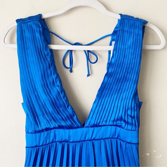 Sincerely Jules | Sleeveless Plunge Vneck Mini Dress Pleated Babydoll Blue Small - Picture 2 of 6